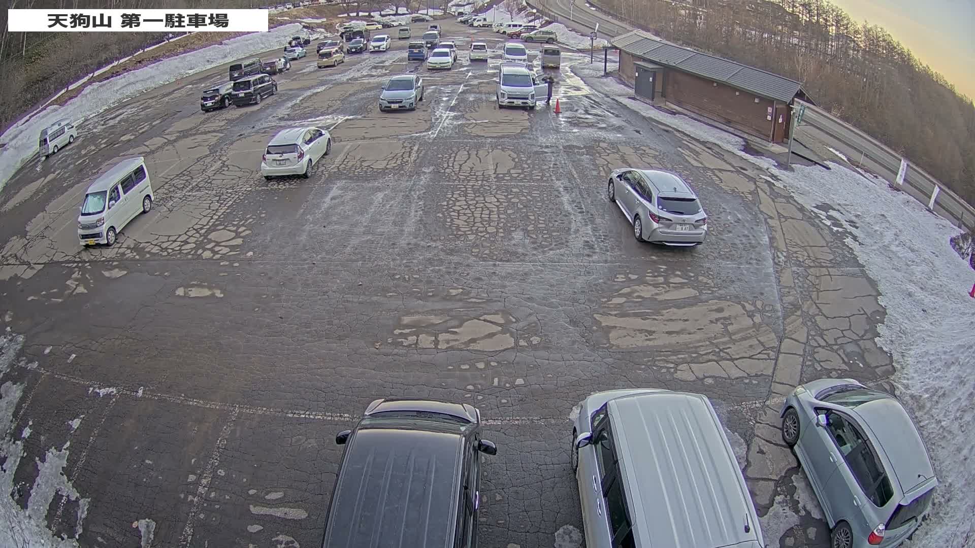Gunma, Kusatsu, Tenyugama Park1 Parking Lot ( 群馬・草津・天佑釜公園第1駐車場 ) Live Cam - Kusatsu, Agatsuma-gun , Gunma, Kantō, Honshu, Japan