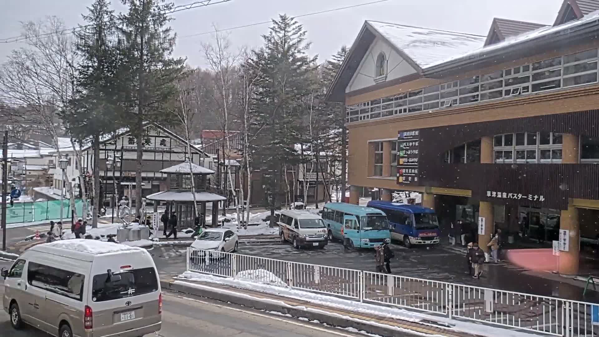 Gunma, Kusatsu , Kusatsu Onsen Bus Terminal ( 群馬県 草津温泉 草津温泉バスターミナル ) Live Cam - Kusatsu, Agatsuma-gun , Gunma, Kantō, Honshu, Japan