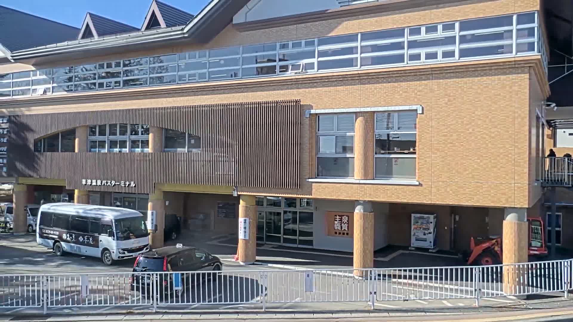 Gunma, Kusatsu , Kusatsu Onsen Bus Terminal ( 群馬県 草津温泉 草津温泉バスターミナル ) Live Cam - Kusatsu, Agatsuma-gun , Gunma, Kantō, Honshu, Japan