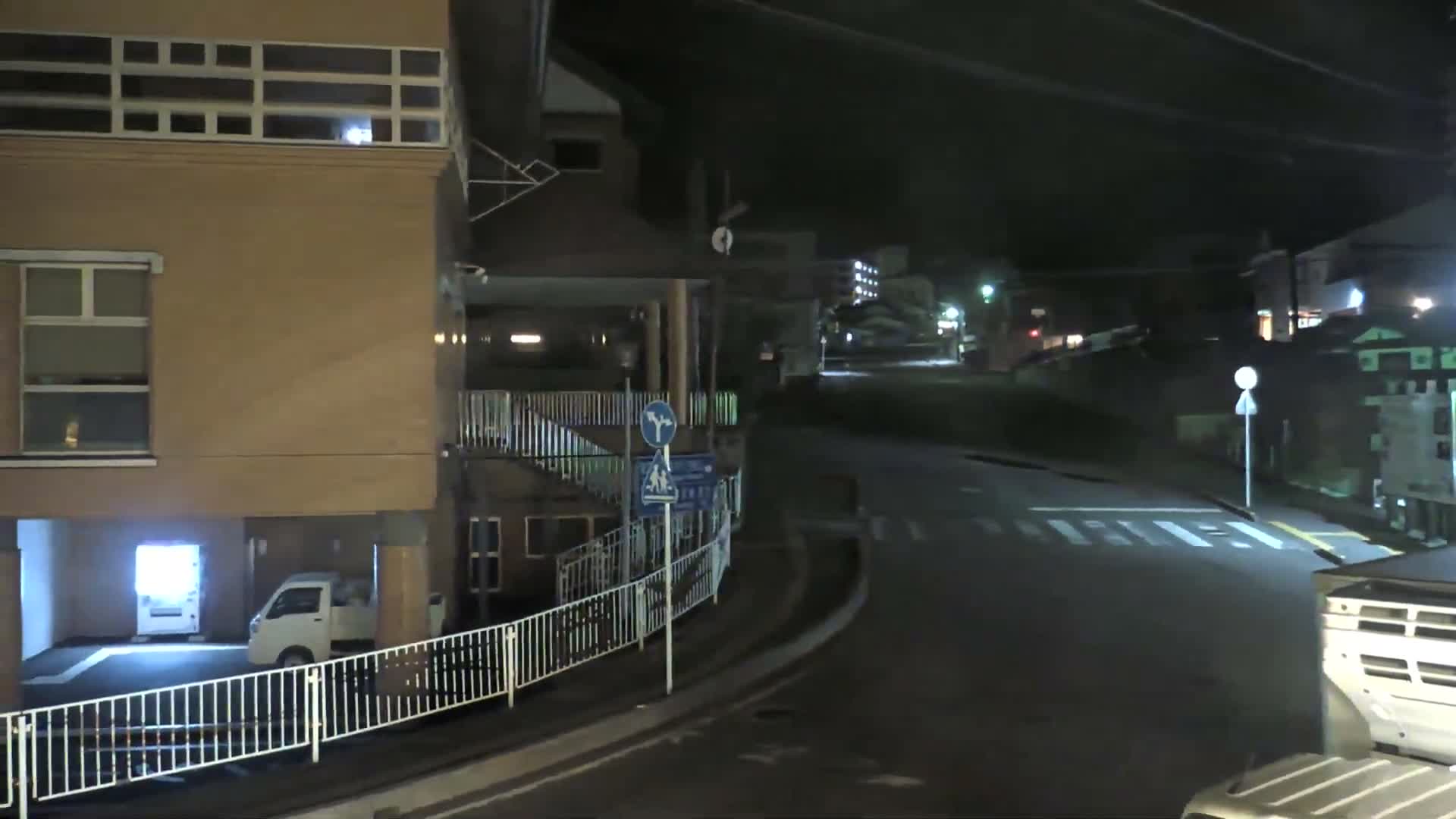 Gunma, Kusatsu , Kusatsu Onsen Bus Terminal ( 群馬県 草津温泉 草津温泉バスターミナル ) Live Cam - Kusatsu, Agatsuma-gun , Gunma, Kantō, Honshu, Japan