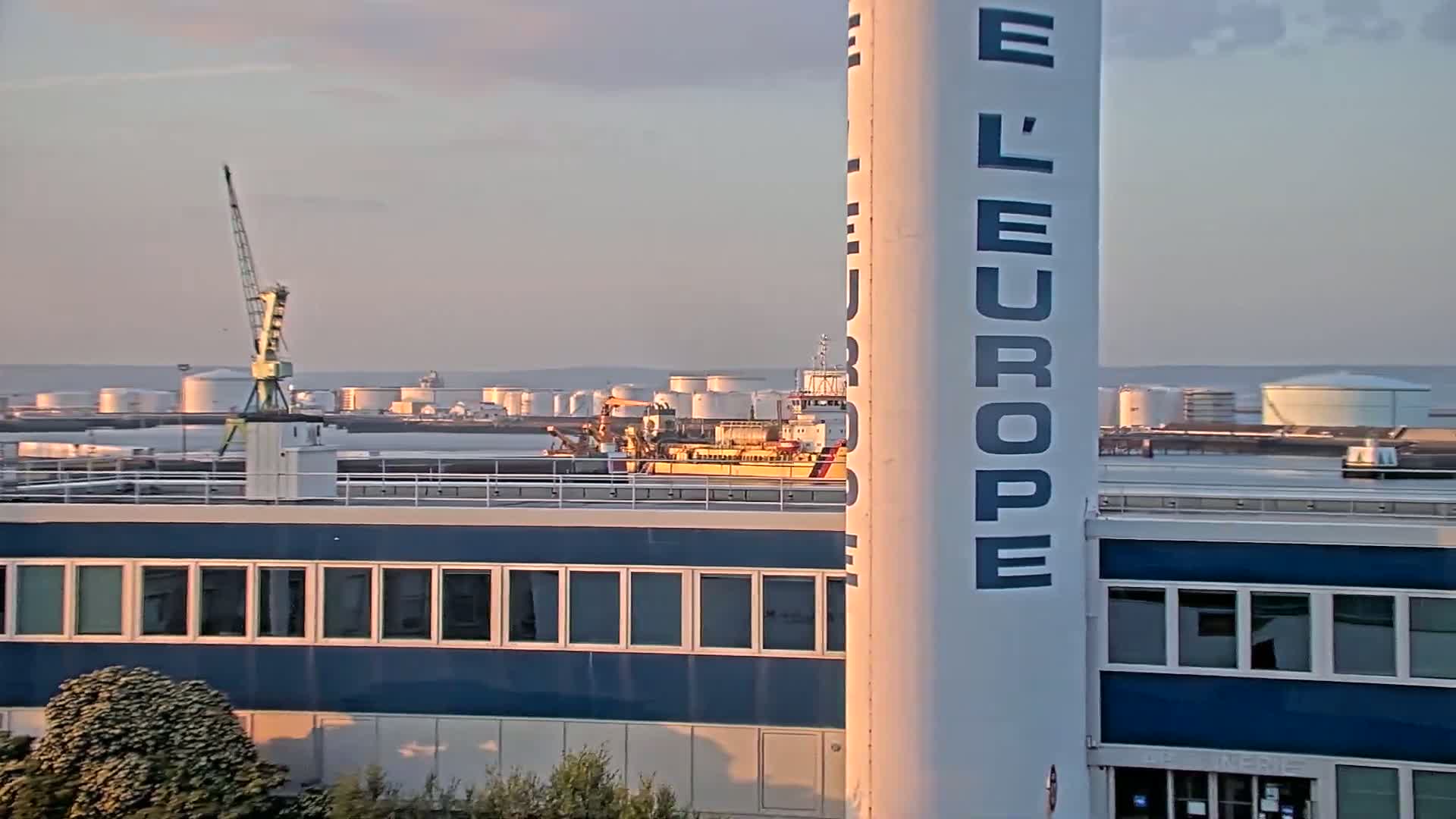 Le Havre Port Live Cam - Le Havre, Seine-Maritime, Normandie, France