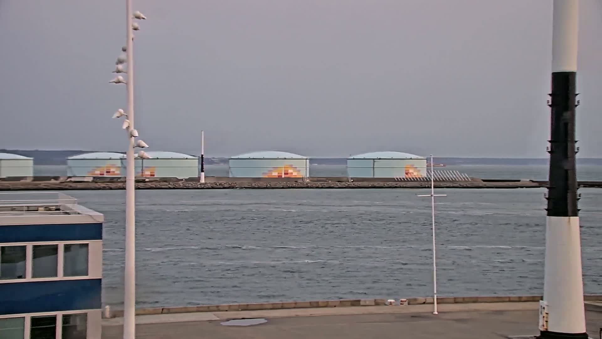 Le Havre Port Live Cam - Le Havre, Seine-Maritime, Normandie, France