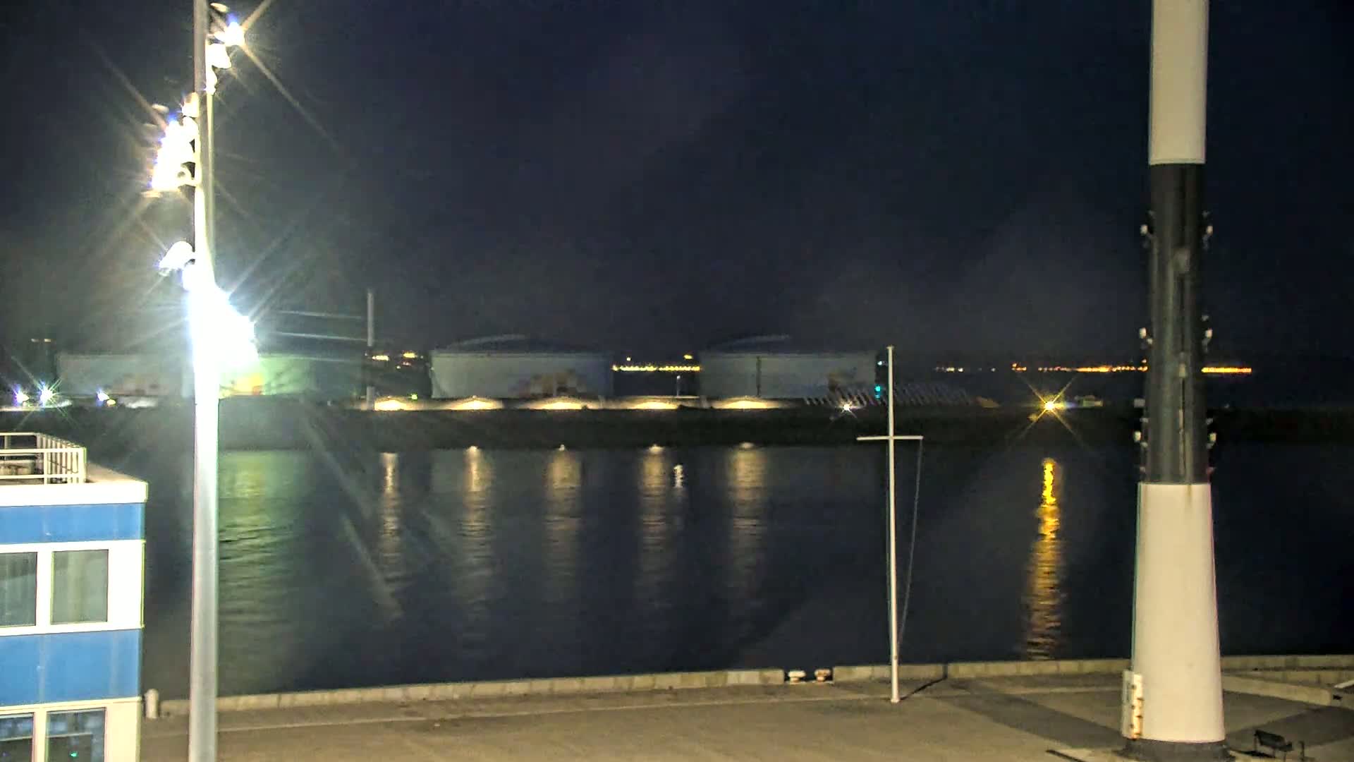 Le Havre Port Live Cam - Le Havre, Seine-Maritime, Normandie, France
