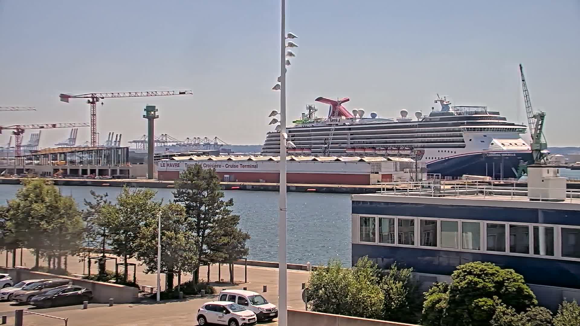 Le Havre Port Live Cam - Le Havre, Seine-Maritime, Normandie, France