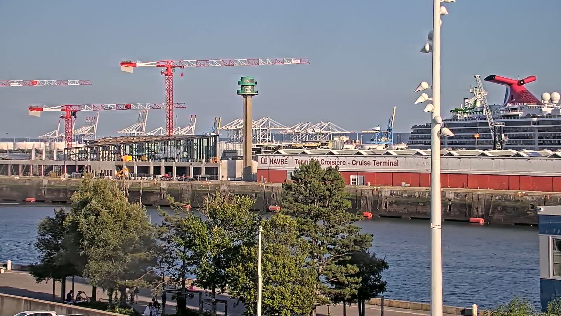 Le Havre Port Live Cam - Le Havre, Seine-Maritime, Normandie, France