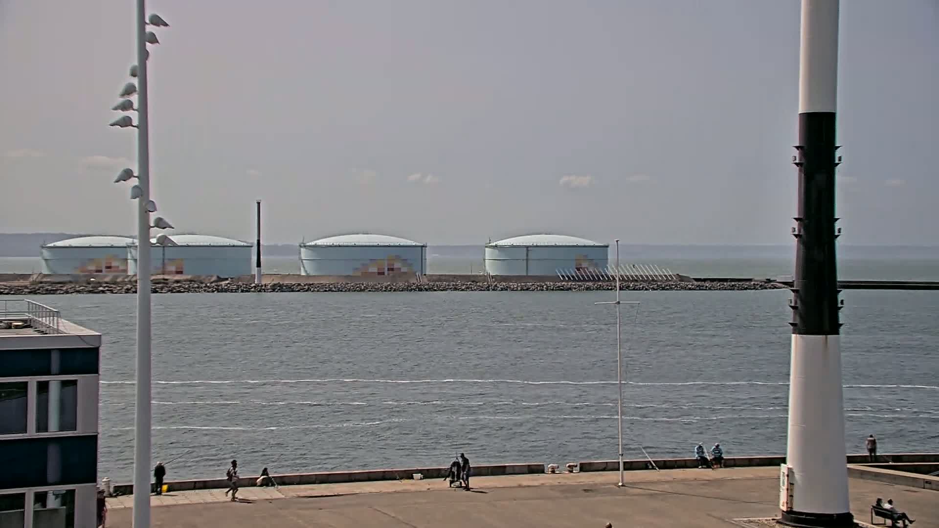 Le Havre Port Live Cam - Le Havre, Seine-Maritime, Normandie, France