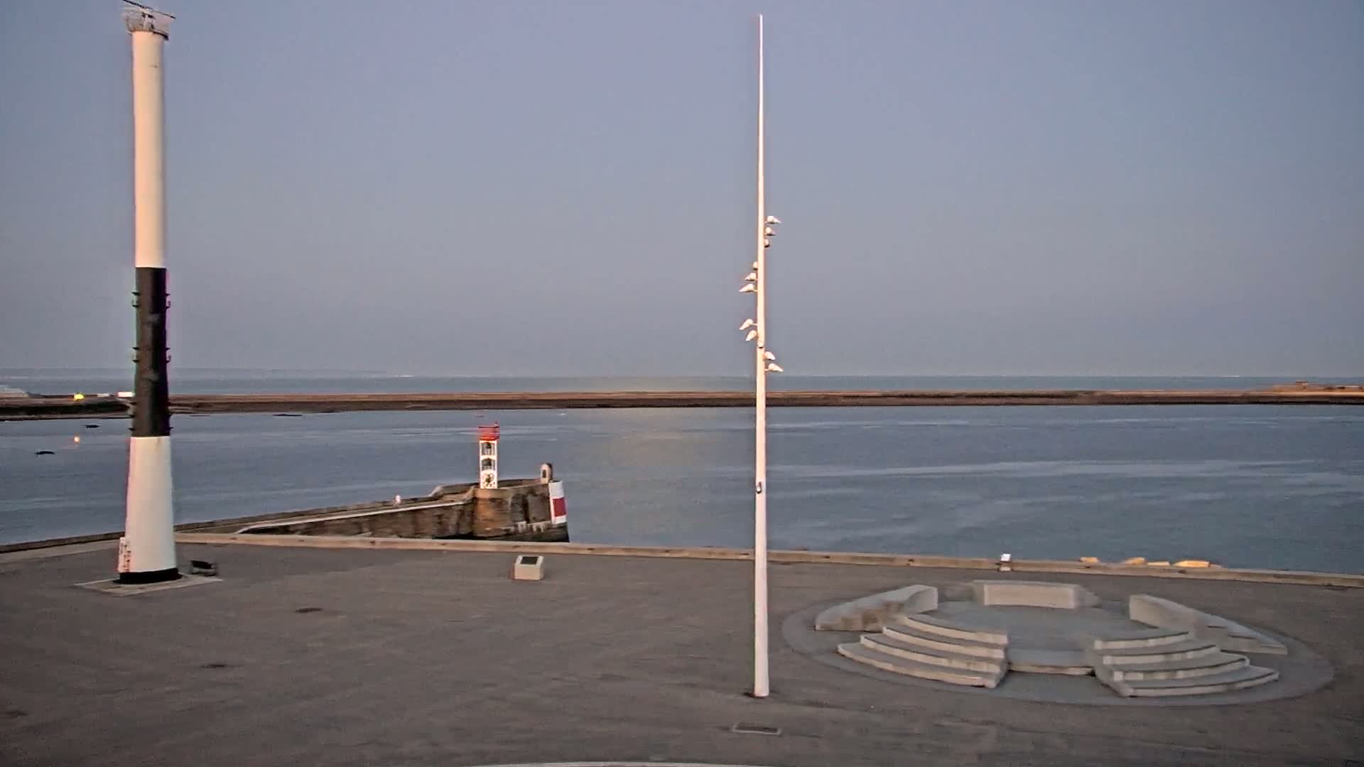 Le Havre Port Live Cam - Le Havre, Seine-Maritime, Normandie, France