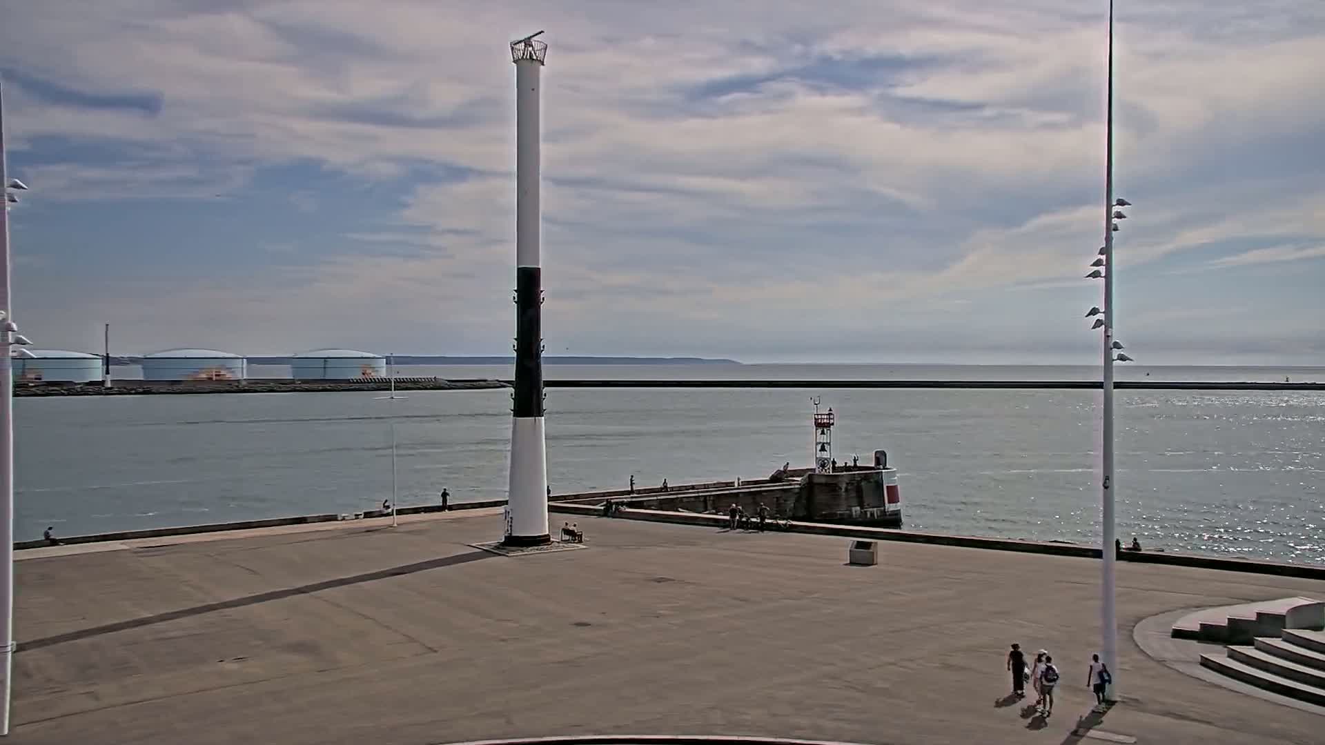 Le Havre Port Live Cam - Le Havre, Seine-Maritime, Normandie, France