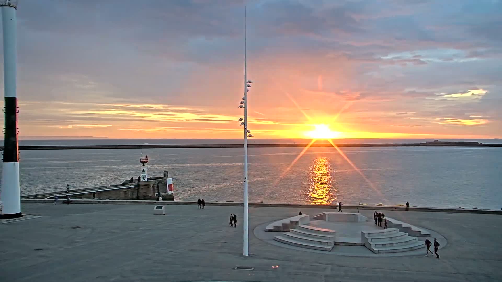 Le Havre Port Live Cam - Le Havre, Seine-Maritime, Normandie, France