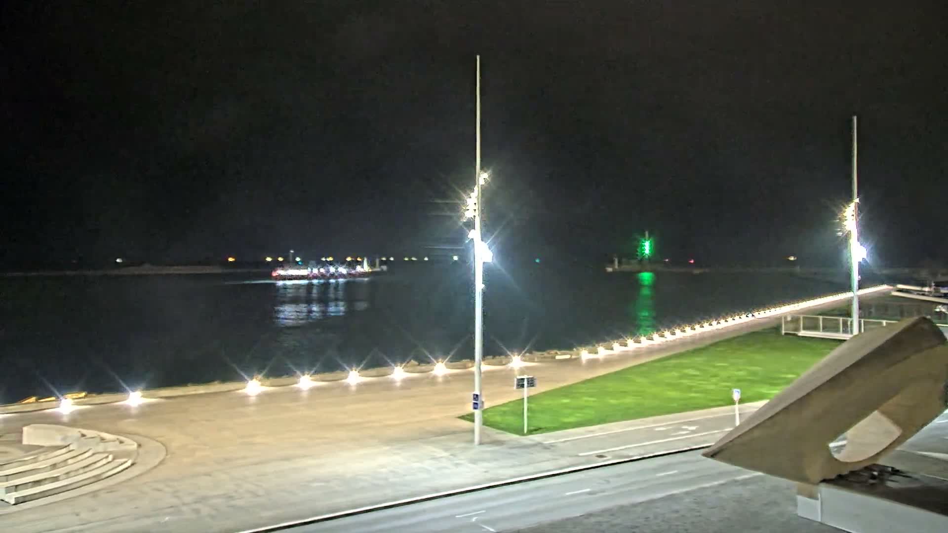 Le Havre Port Live Cam - Le Havre, Seine-Maritime, Normandie, France