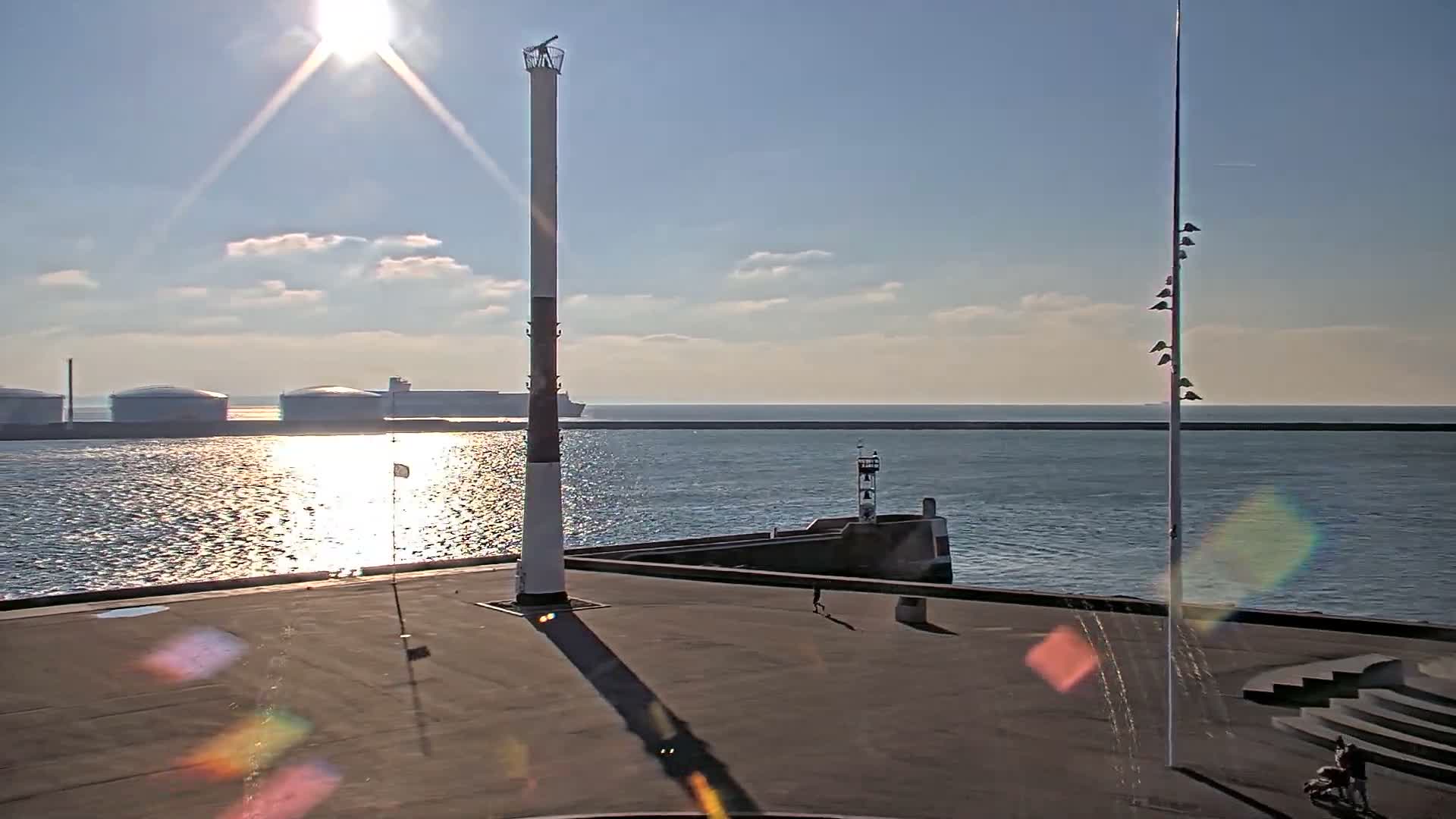 Le Havre Port Live Cam - Le Havre, Seine-Maritime, Normandie, France