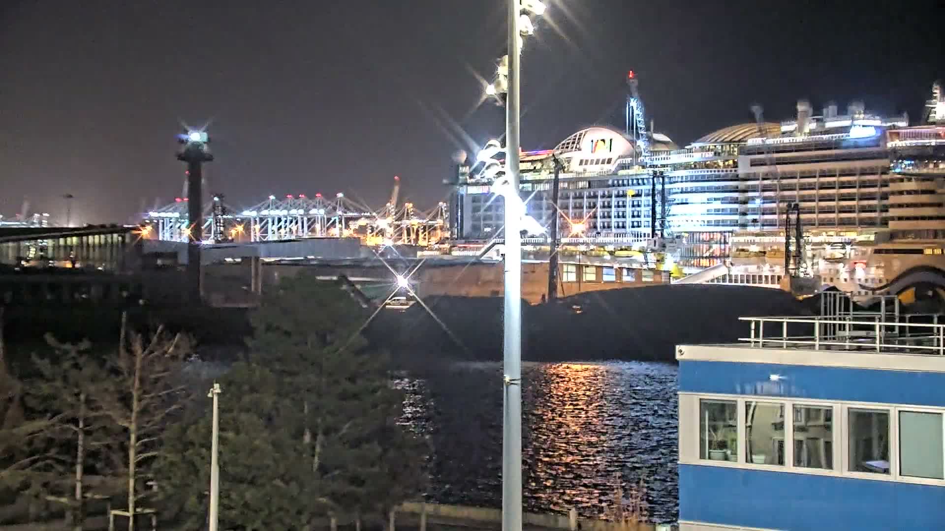 Le Havre Port Live Cam - Le Havre, Seine-Maritime, Normandie, France
