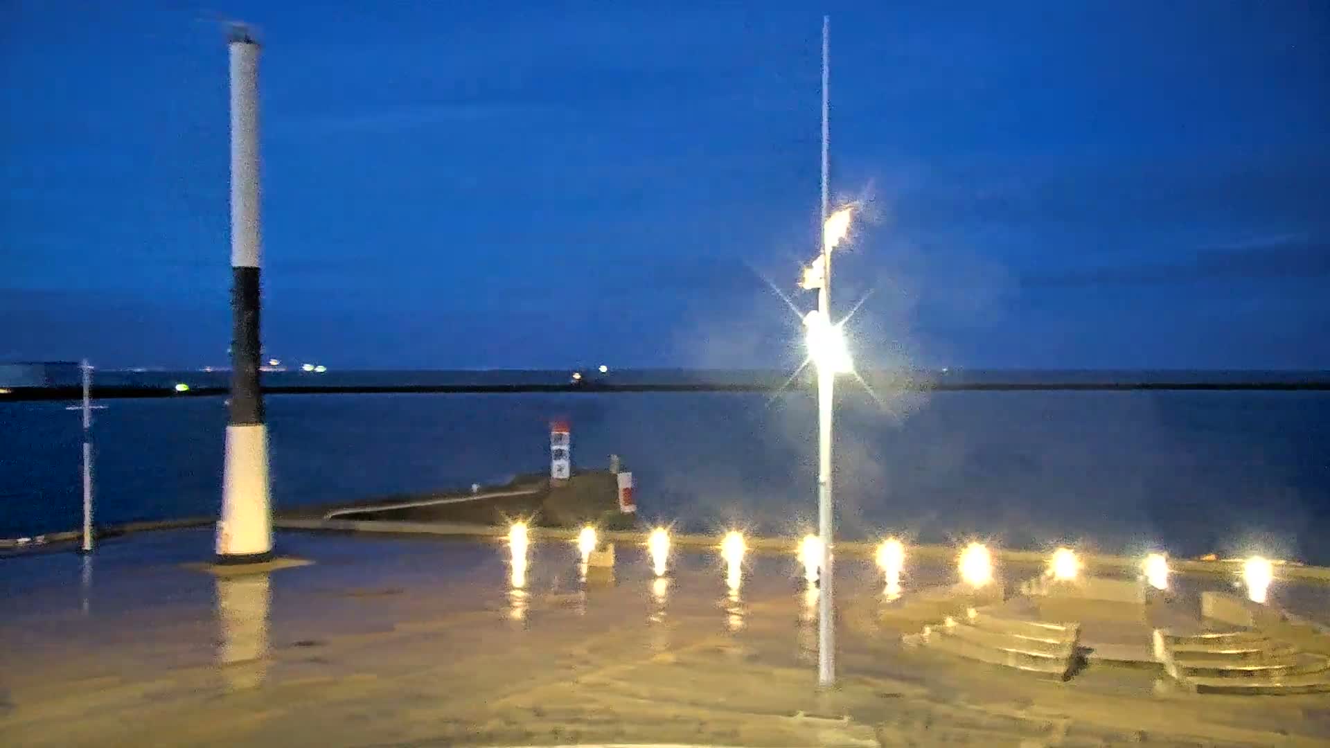 Le Havre Port Live Cam - Le Havre, Seine-Maritime, Normandie, France