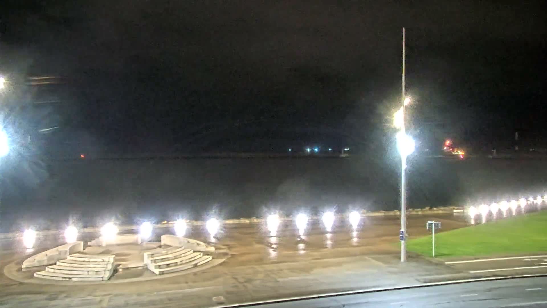 Le Havre Port Live Cam - Le Havre, Seine-Maritime, Normandie, France
