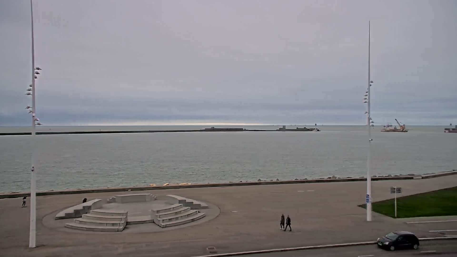 Le Havre Port Live Cam - Le Havre, Seine-Maritime, Normandie, France