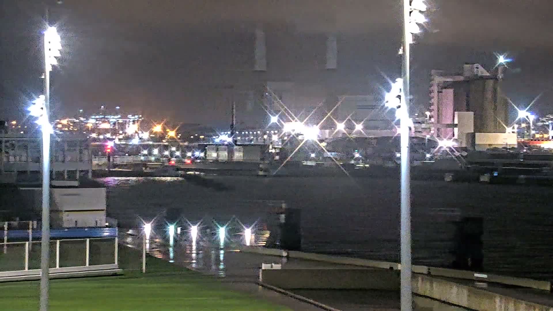 Le Havre Port Live Cam - Le Havre, Seine-Maritime, Normandie, France