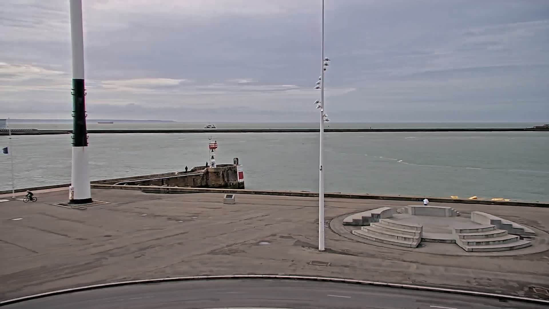 Le Havre Port Live Cam - Le Havre, Seine-Maritime, Normandie, France