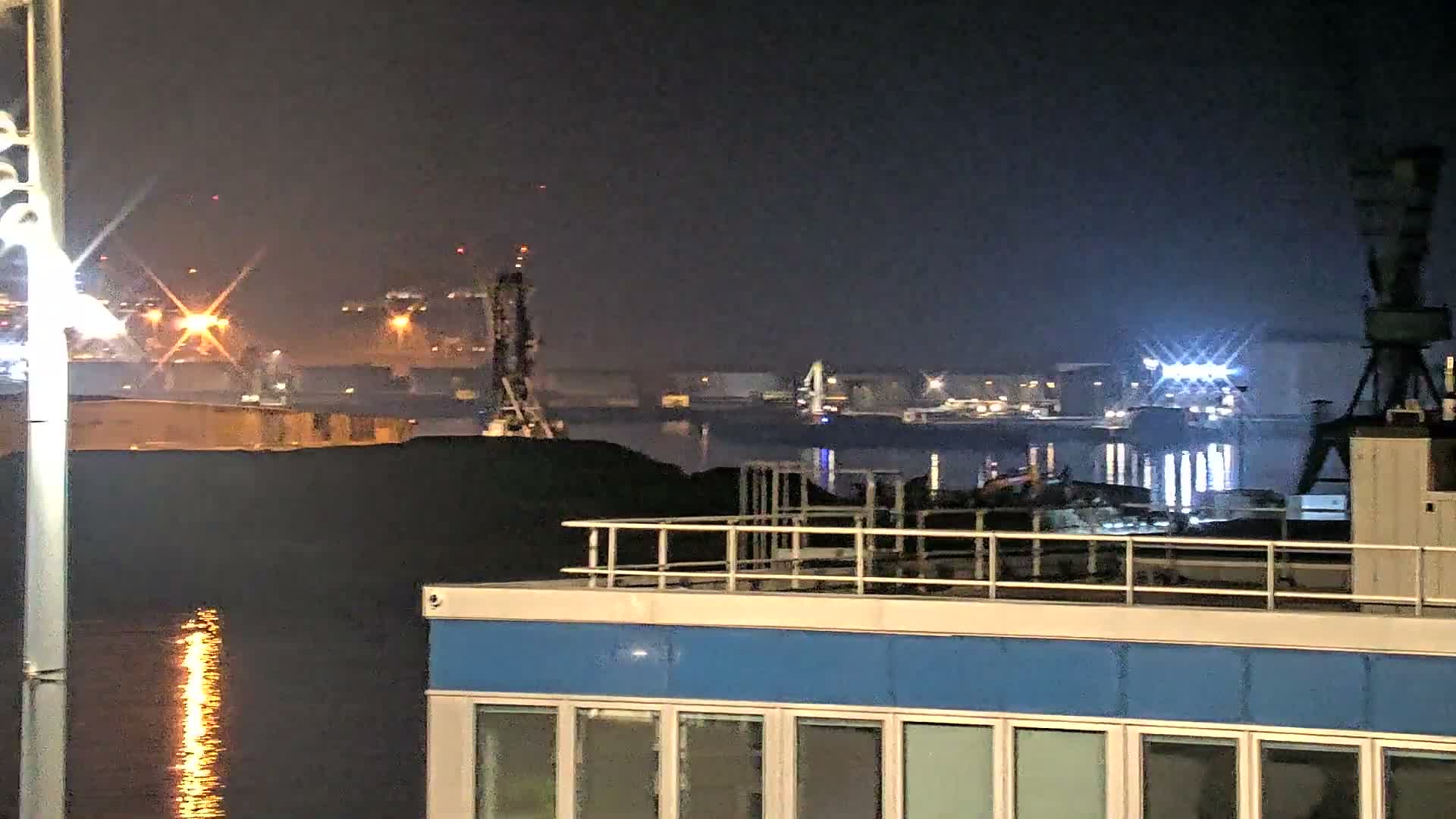 Le Havre Port Live Cam - Le Havre, Seine-Maritime, Normandie, France