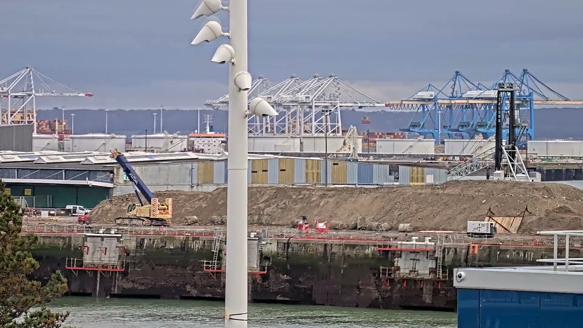 Le Havre Port Live Cam - Le Havre, Seine-Maritime, Normandie, France