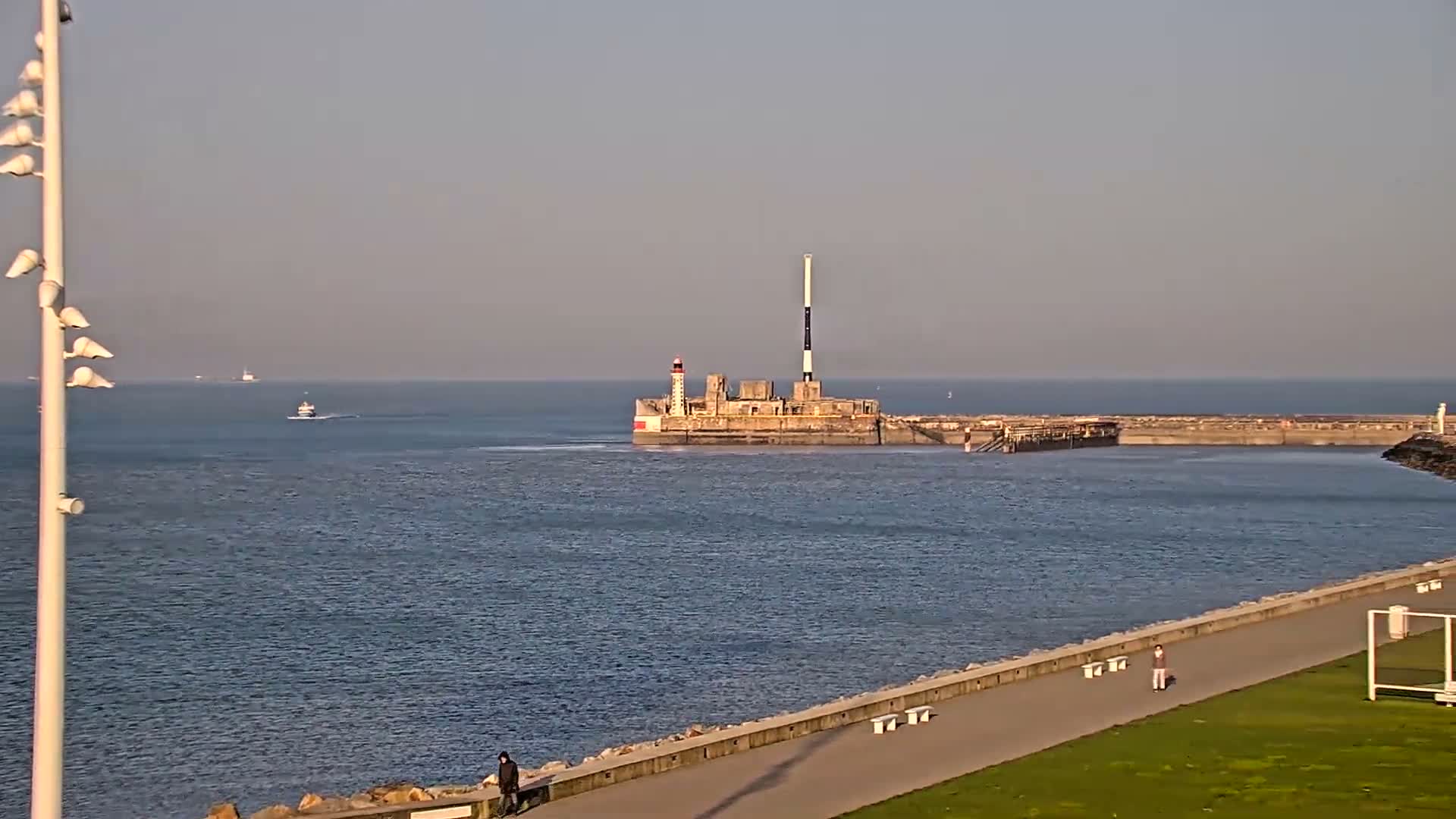 Le Havre Port Live Cam - Le Havre, Seine-Maritime, Normandie, France
