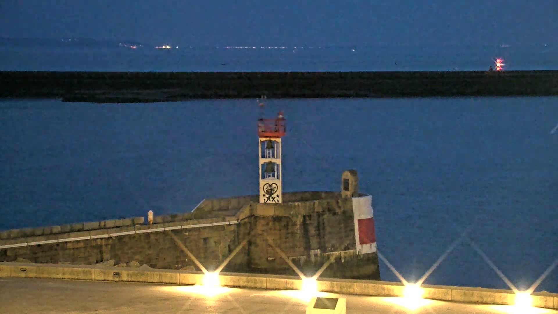 Le Havre Port Live Cam - Le Havre, Seine-Maritime, Normandie, France
