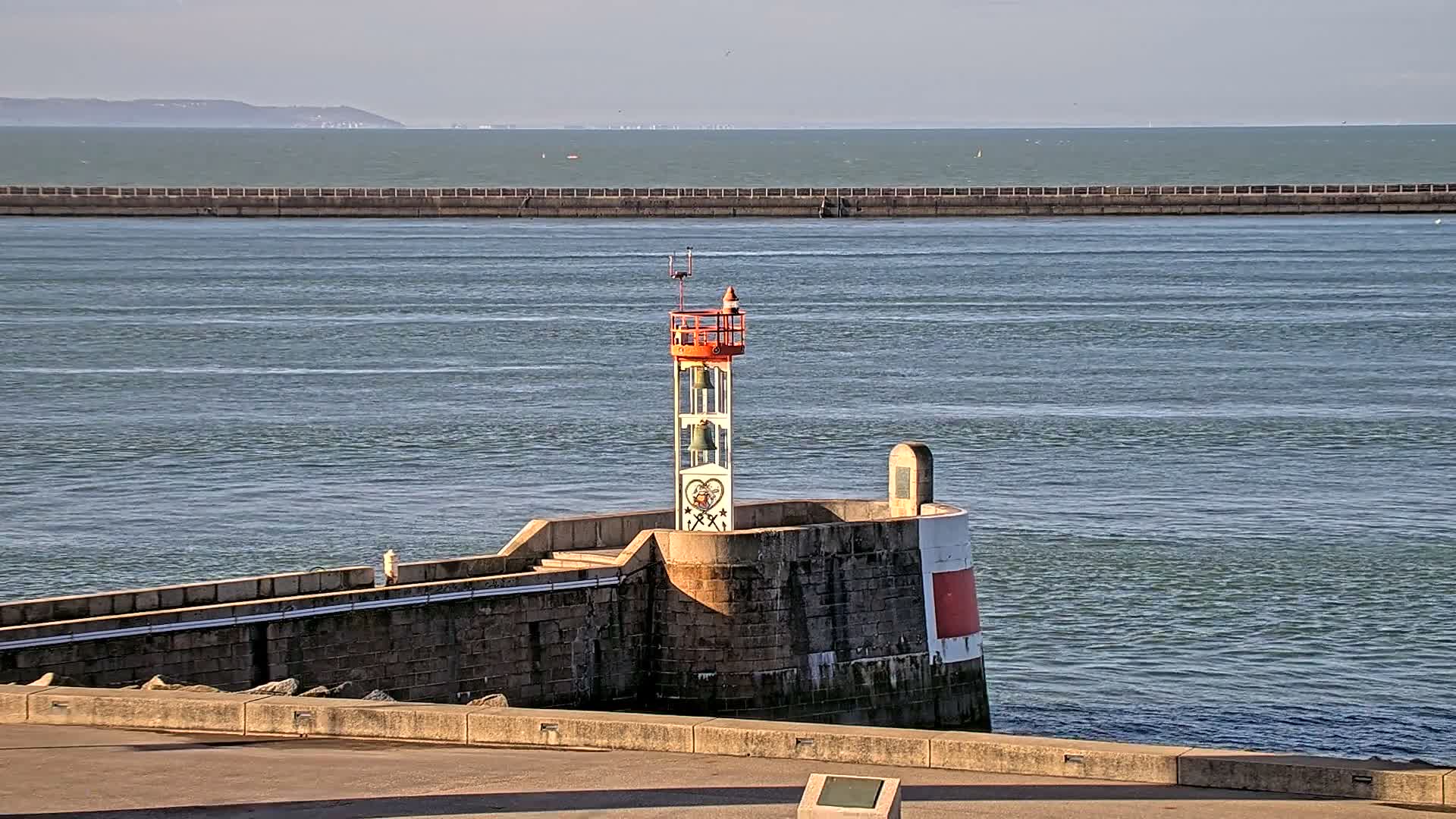 Le Havre Port Live Cam - Le Havre, Seine-Maritime, Normandie, France
