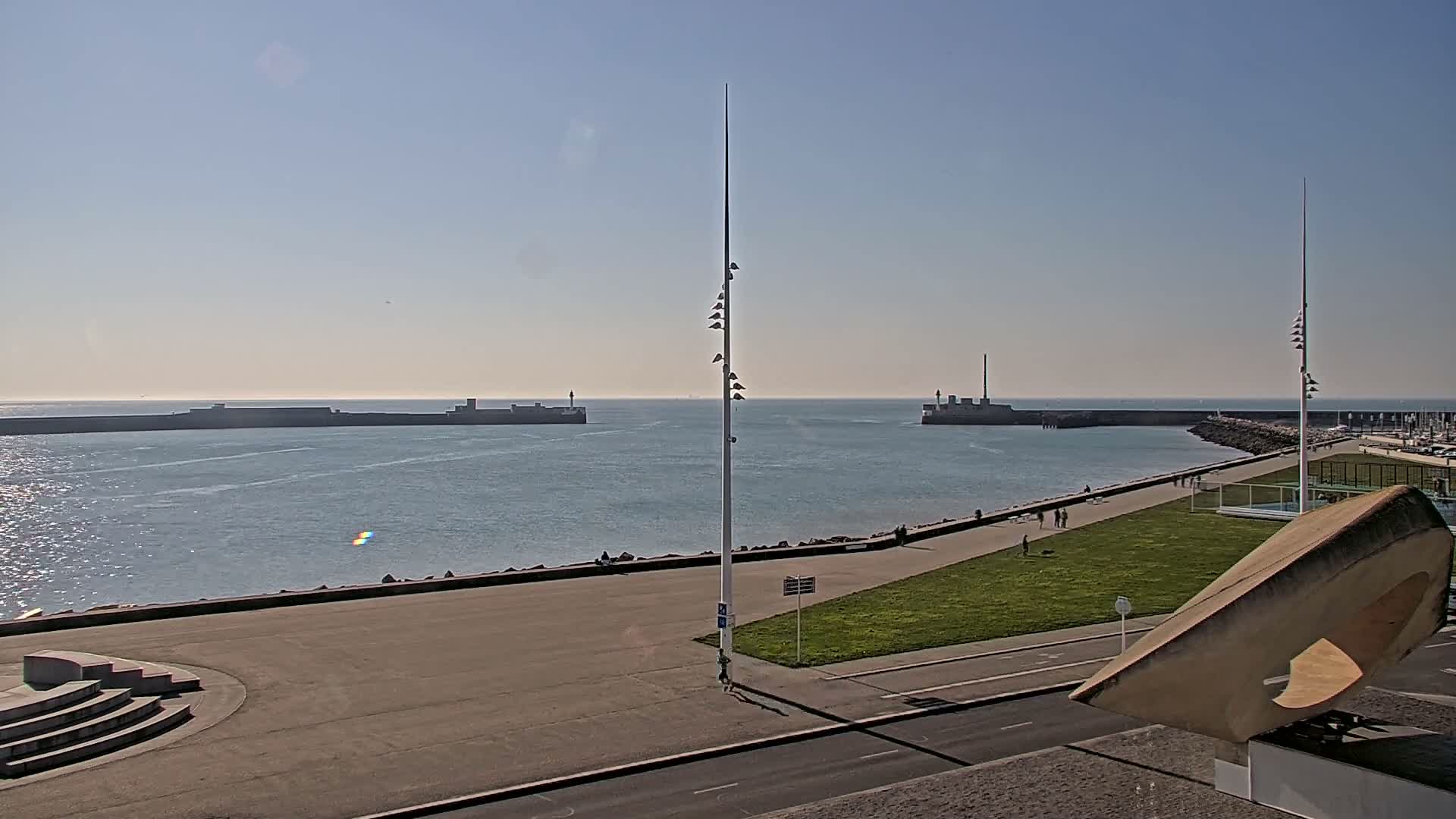 Le Havre Port Live Cam - Le Havre, Seine-Maritime, Normandie, France