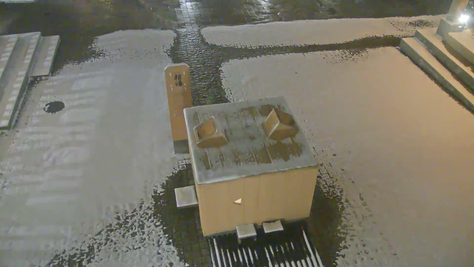 Gunma, Kusatsu Onsen, Ura Kusatsu & Jizo Hot Spring Square ( 群馬・草津温泉・裏草津・地蔵温泉広場 ) Live Cam - Kusatsu, Agatsuma-gun , Gunma, Kantō, Honshu, Japan