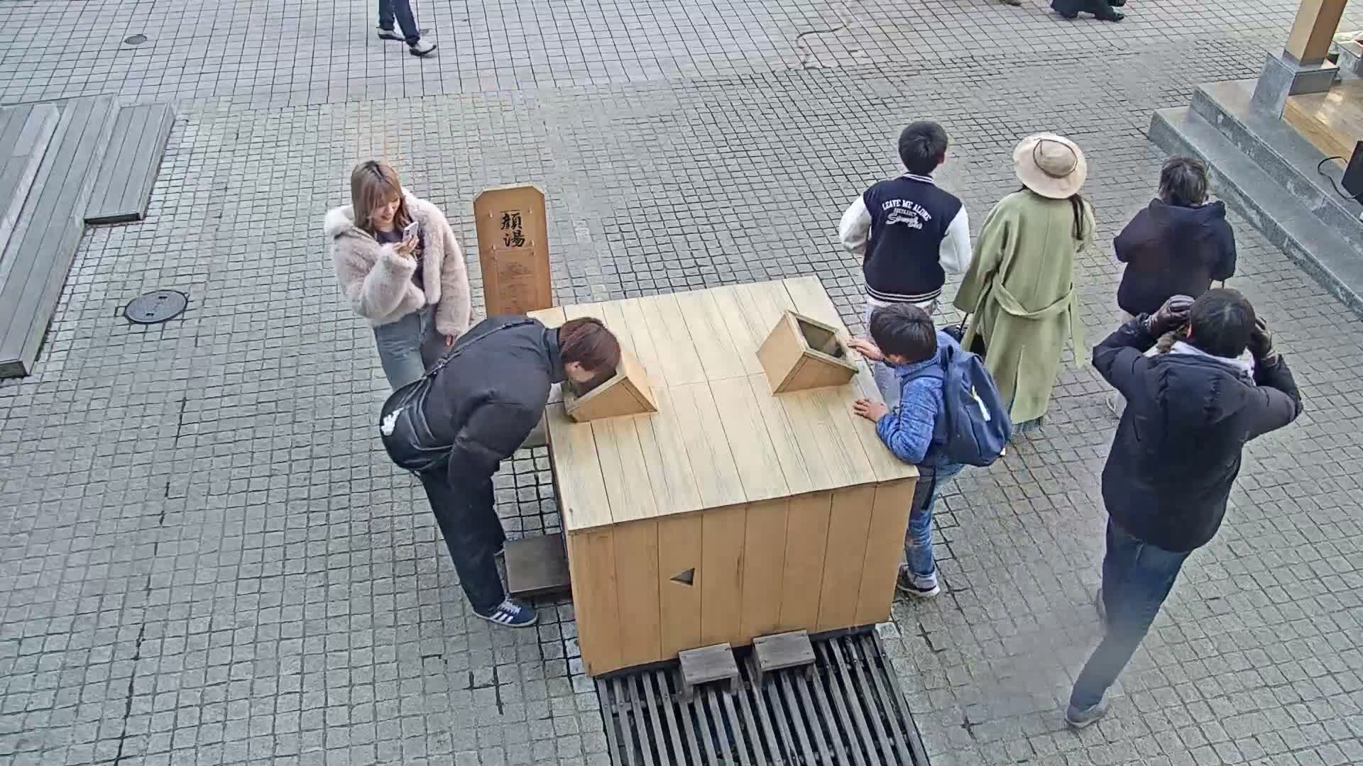 Gunma, Kusatsu Onsen, Ura Kusatsu & Jizo Hot Spring Square ( 群馬・草津温泉・裏草津・地蔵温泉広場 ) Live Cam - Kusatsu, Agatsuma-gun , Gunma, Kantō, Honshu, Japan