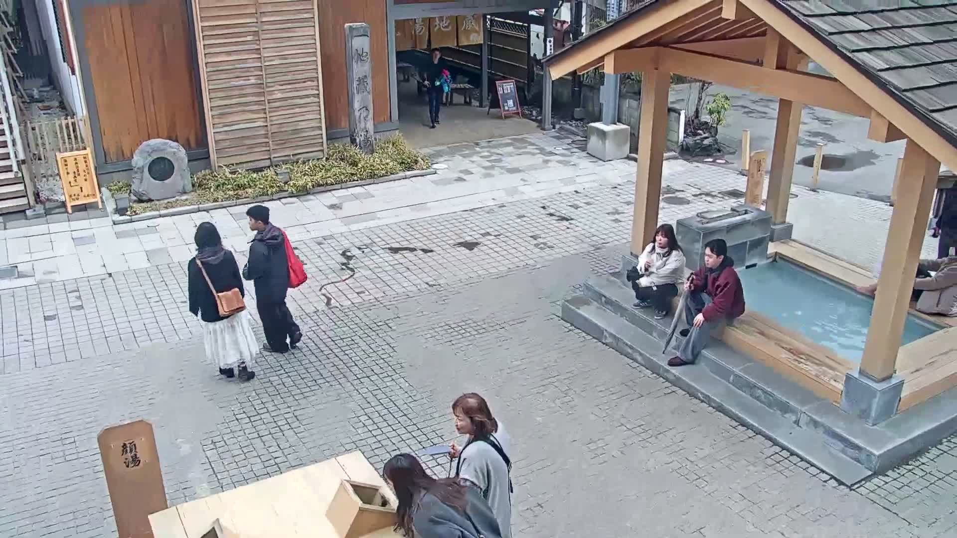 Gunma, Kusatsu Onsen, Ura Kusatsu & Jizo Hot Spring Square ( 群馬・草津温泉・裏草津・地蔵温泉広場 ) Live Cam - Kusatsu, Agatsuma-gun , Gunma, Kantō, Honshu, Japan