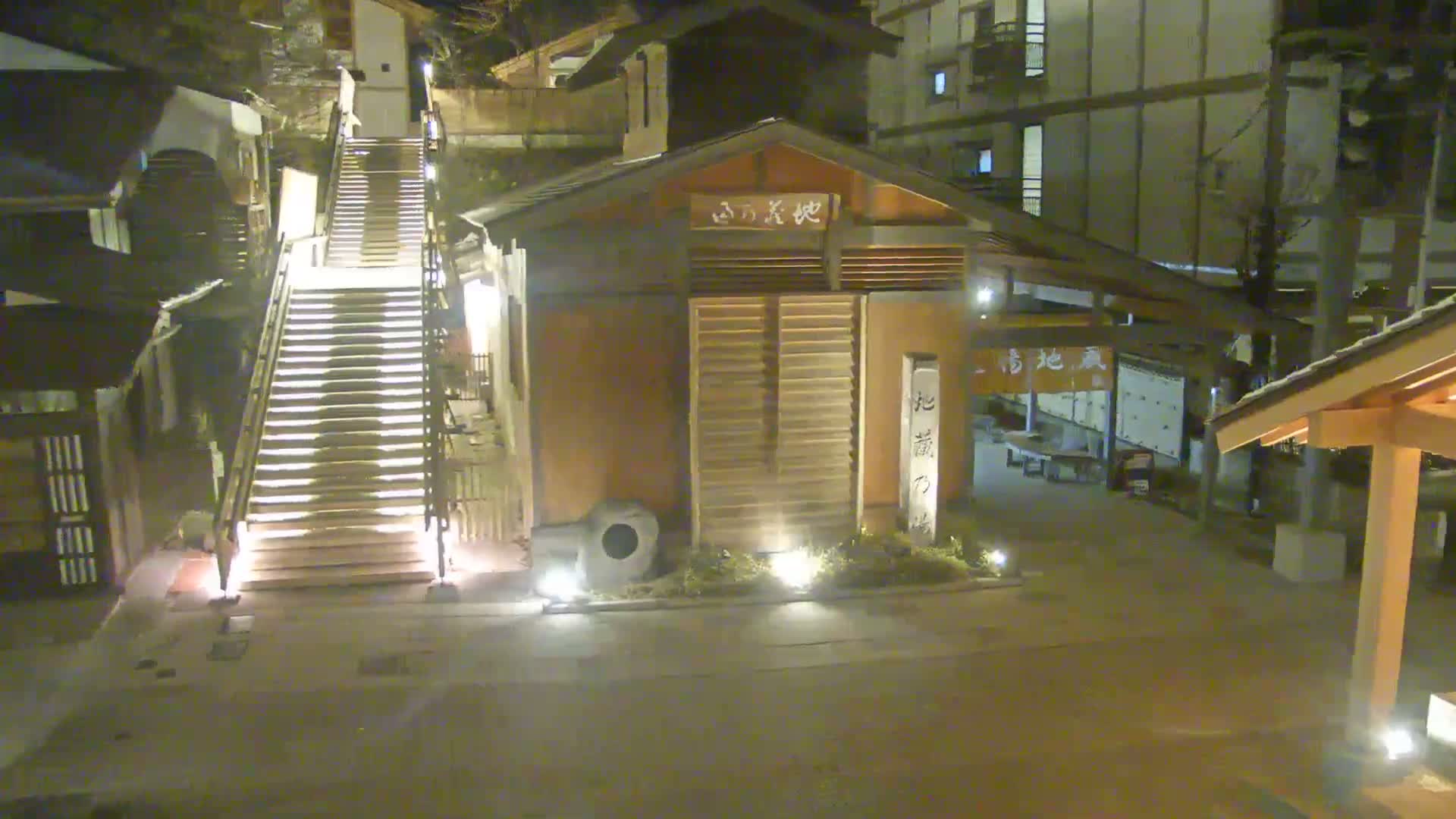 Gunma, Kusatsu Onsen, Ura Kusatsu & Jizo Hot Spring Square ( 群馬・草津温泉・裏草津・地蔵温泉広場 ) Live Cam - Kusatsu, Agatsuma-gun , Gunma, Kantō, Honshu, Japan