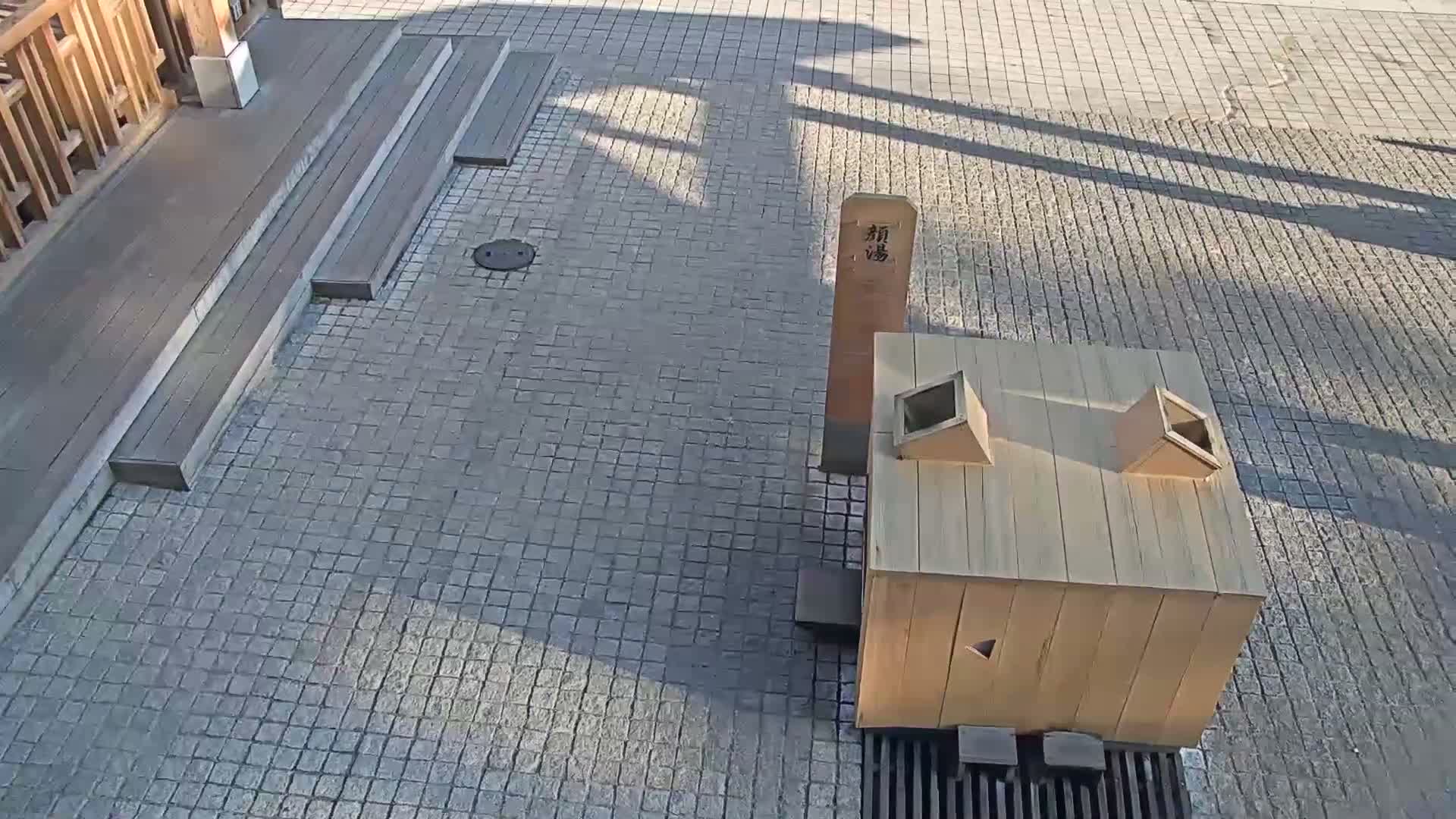 Gunma, Kusatsu Onsen, Ura Kusatsu & Jizo Hot Spring Square ( 群馬・草津温泉・裏草津・地蔵温泉広場 ) Live Cam - Kusatsu, Agatsuma-gun , Gunma, Kantō, Honshu, Japan