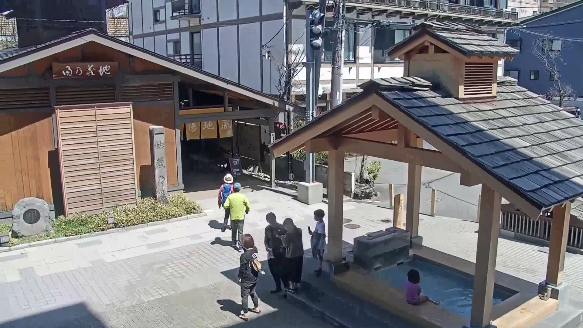 Gunma, Kusatsu Onsen, Ura Kusatsu & Jizo Hot Spring Square ( 群馬・草津温泉・裏草津・地蔵温泉広場 ) Live Cam - Kusatsu, Agatsuma-gun , Gunma, Kantō, Honshu, Japan