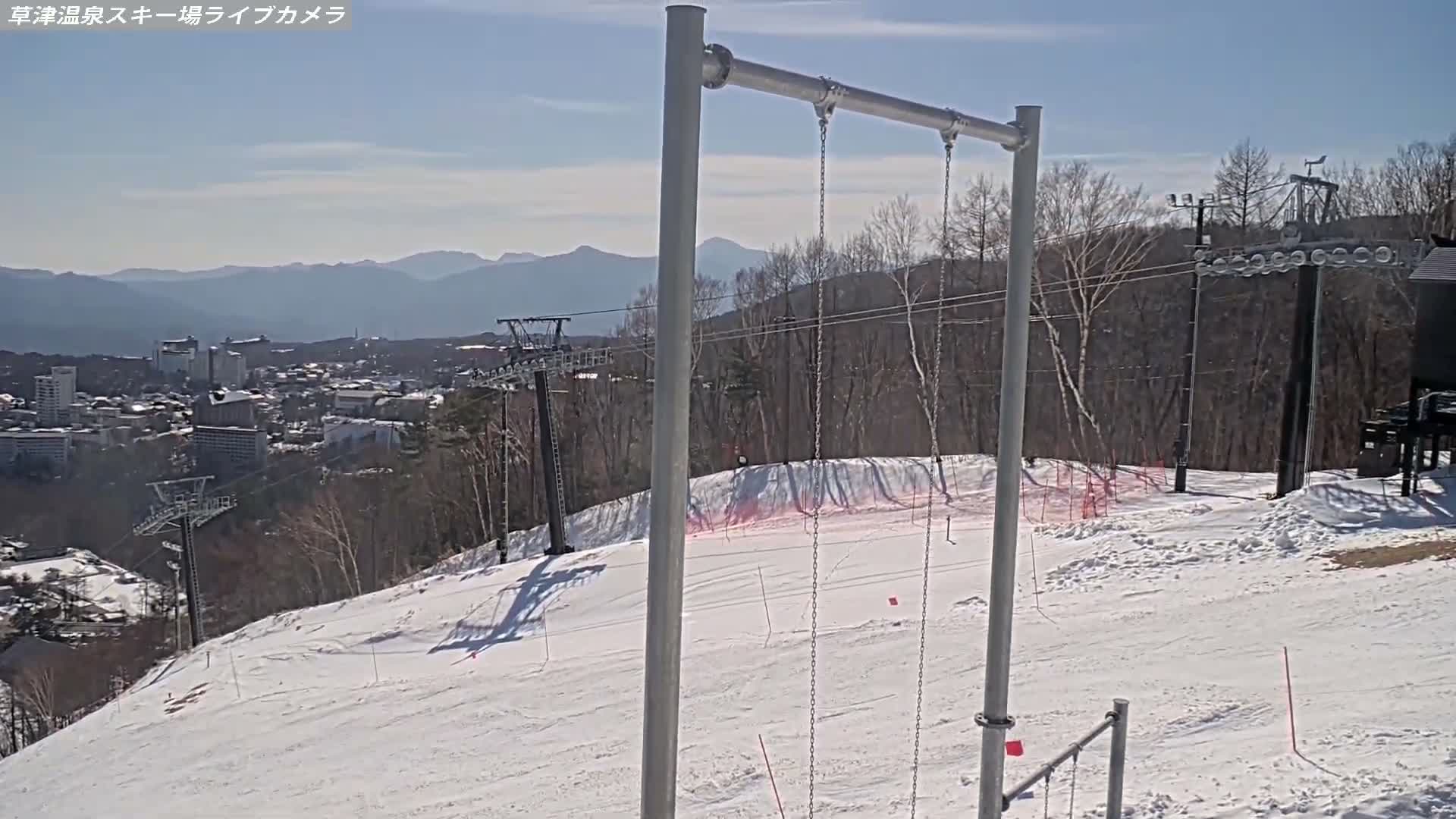 Gunma, Agatsuma, Kusatsu Onsen Ski Resort Tenguyama Summit Ski Slopes Funfair & Kusatsu Skyline ( 群馬・吾妻・草津温泉スキー場 天狗山山頂スキー場 遊園地＆草津スカイライン ) Live Cam - Kusatsu, Agatsuma-gun , Gunma, Kantō, Honshu, Japan