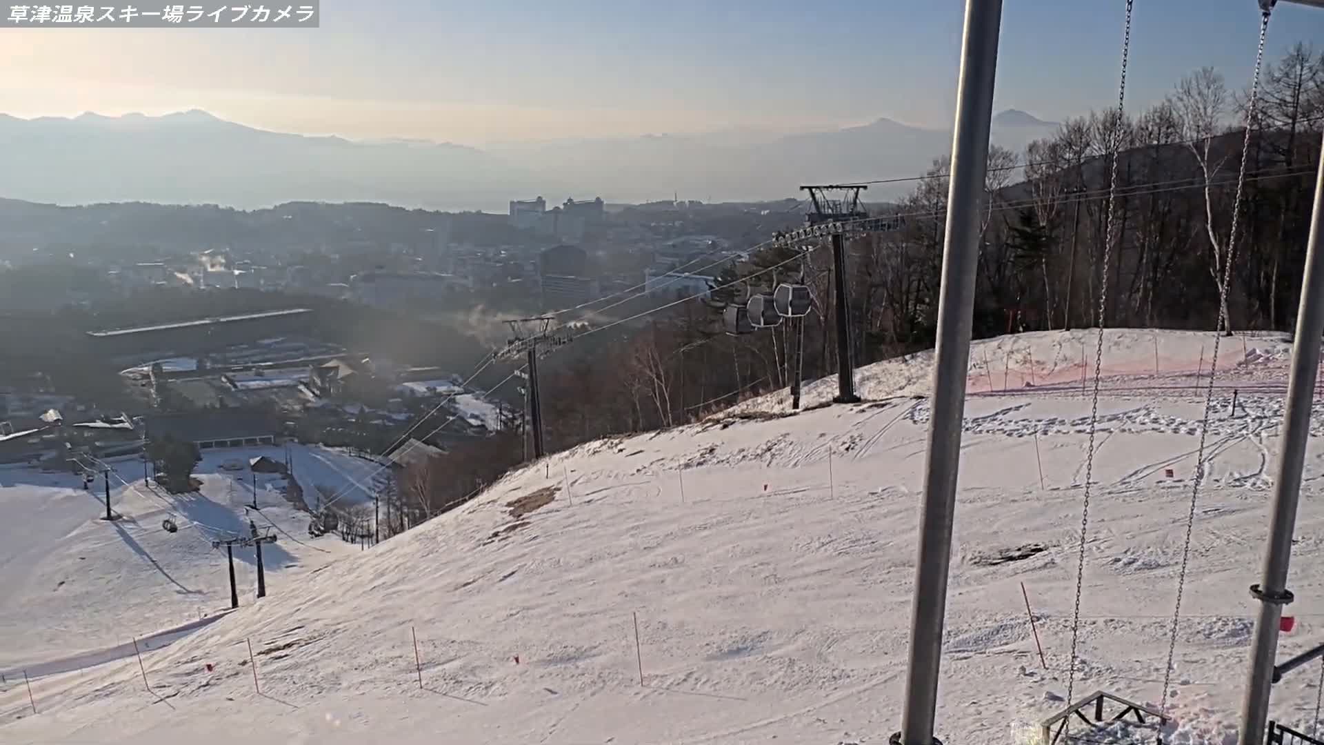 Gunma, Agatsuma, Kusatsu Onsen Ski Resort Tenguyama Summit Ski Slopes Funfair & Kusatsu Skyline ( 群馬・吾妻・草津温泉スキー場 天狗山山頂スキー場 遊園地＆草津スカイライン ) Live Cam - Kusatsu, Agatsuma-gun , Gunma, Kantō, Honshu, Japan