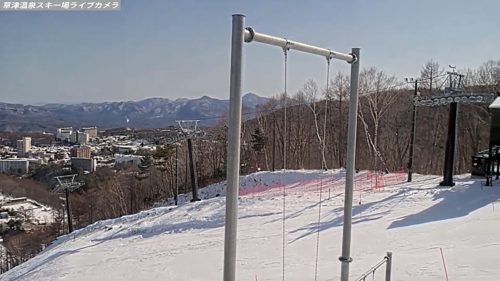 Gunma, Agatsuma, Kusatsu Onsen Ski Resort Tenguyama Summit Ski Slopes Funfair & Kusatsu Skyline ( 群馬・吾妻・草津温泉スキー場 天狗山山頂スキー場 遊園地＆草津スカイライン ) Live Cam - Kusatsu, Agatsuma-gun , Gunma, Kantō, Honshu, Japan