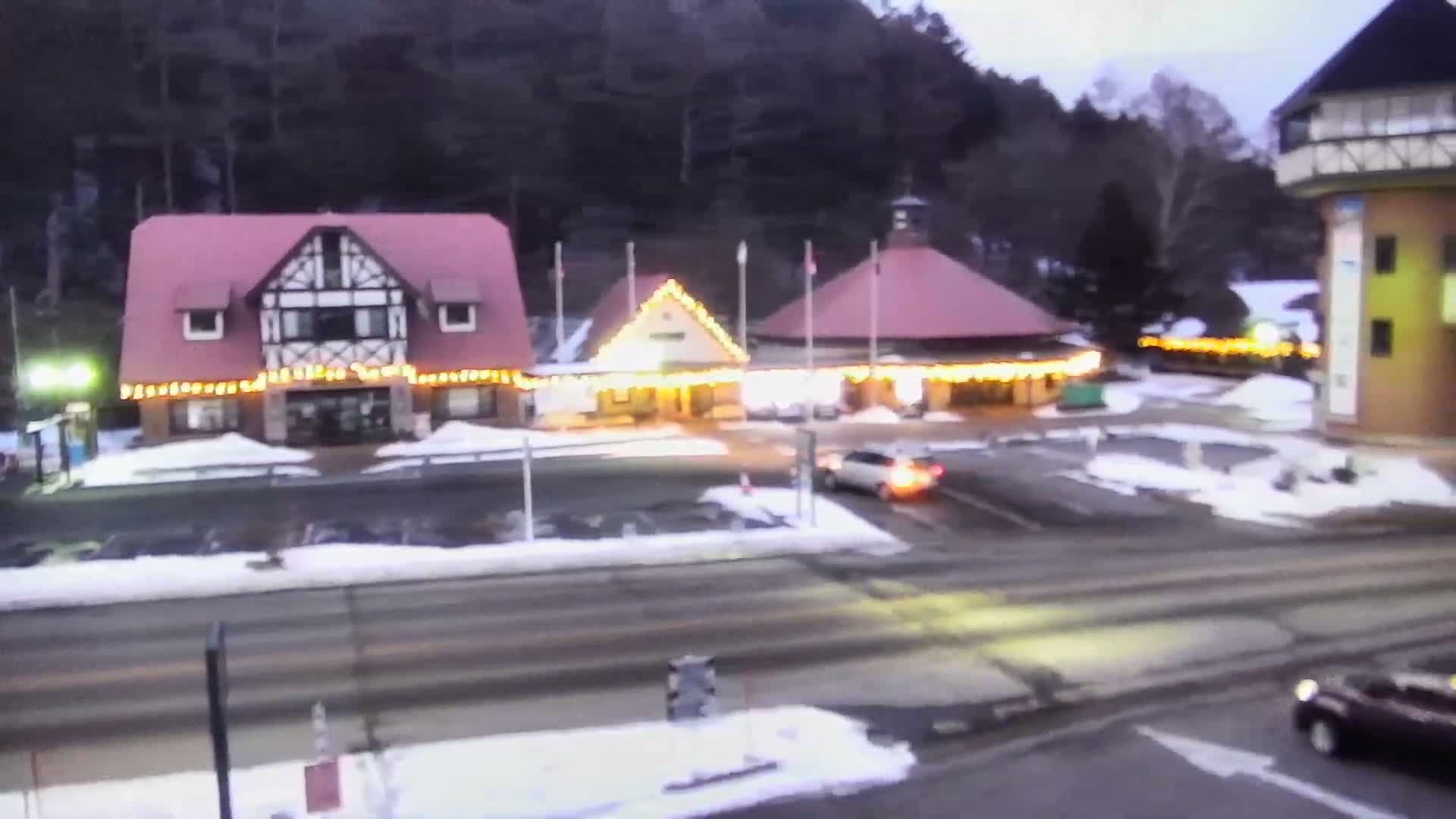 Gunma, Kusatsu, Roadside Station Kusatsu Undojaya Park ( 群馬県 草津市 道の駅 草津運動茶屋公園 ) Live Cam - Kusatsu, Agatsuma-gun , Gunma, Kantō, Honshu, Japan