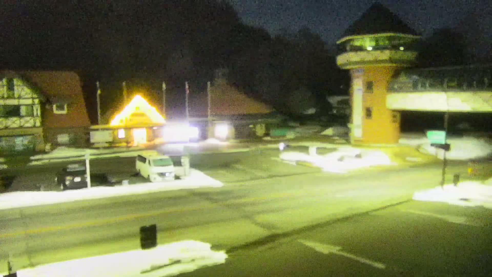 Gunma, Kusatsu, Roadside Station Kusatsu Undojaya Park ( 群馬県 草津市 道の駅 草津運動茶屋公園 ) Live Cam - Kusatsu, Agatsuma-gun , Gunma, Kantō, Honshu, Japan