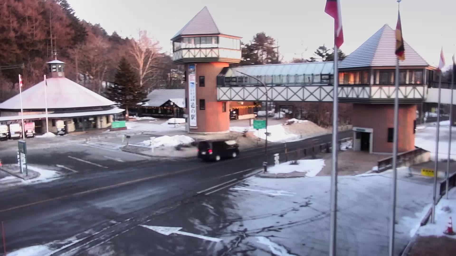 Gunma, Kusatsu, Roadside Station Kusatsu Undojaya Park ( 群馬県 草津市 道の駅 草津運動茶屋公園 ) Live Cam - Kusatsu, Agatsuma-gun , Gunma, Kantō, Honshu, Japan