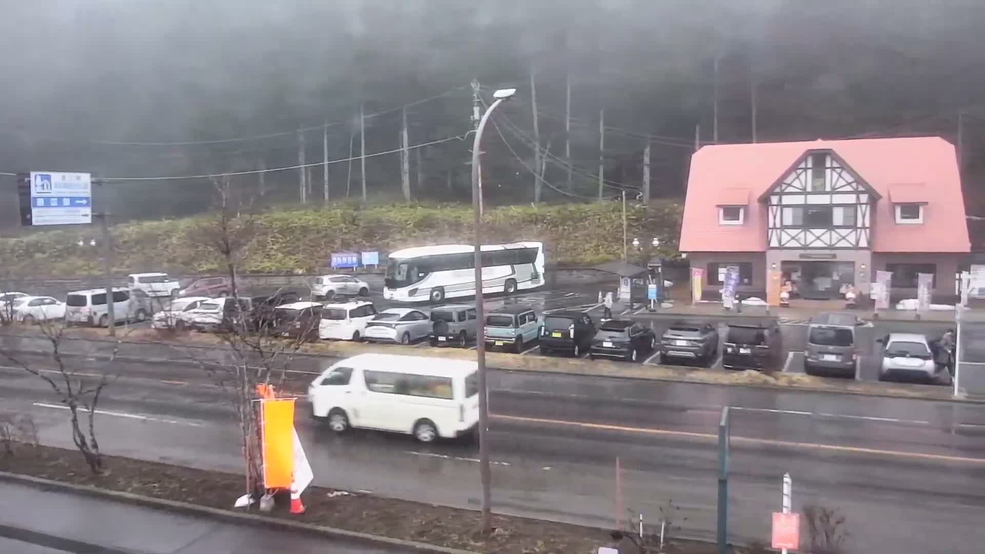 Gunma, Kusatsu, Roadside Station Kusatsu Undojaya Park ( 群馬県 草津市 道の駅 草津運動茶屋公園 ) Live Cam - Kusatsu, Agatsuma-gun , Gunma, Kantō, Honshu, Japan
