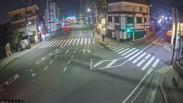 Higashioji-dori / Gojo-dori Street Intersection ( 京都市東山区 ​​東大路通と五条通交差点)  Gojo-zaka, Kyoto, Higashiyama Live Cam - 6 Chome, Gojobashihigashi, Higashiyama, Kyoto, Kyōto, Kansai, Japan