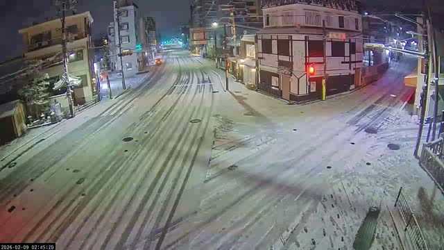 Higashioji-dori / Gojo-dori Street Intersection ( 京都市東山区 ​​東大路通と五条通交差点)  Gojo-zaka, Kyoto, Higashiyama Live Cam - 6 Chome, Gojobashihigashi, Higashiyama, Kyoto, Kyōto, Kansai, Japan