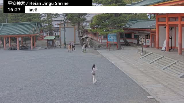 ( 京都 平安神宮 左京) Heian Jingu Shrine, Kyoto, Sakyo Live Cam - Okazaki Nishitennocho, Sakyo-ku , Kyoto, Kyōto, Kansai, Japan