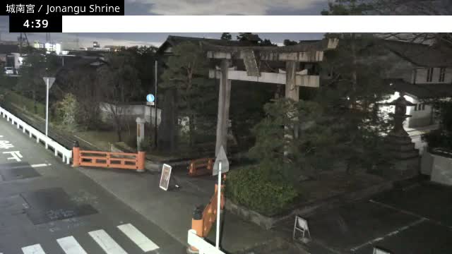 ( 城南宮正門 京都・伏見 ) Jonangu Shrine Main Gate, Kyoto, Fushimi Live Cam - Nakajimatobarikyucho, Fushimi-ku, Kyoto, Kyōto, Kansai, Japan 