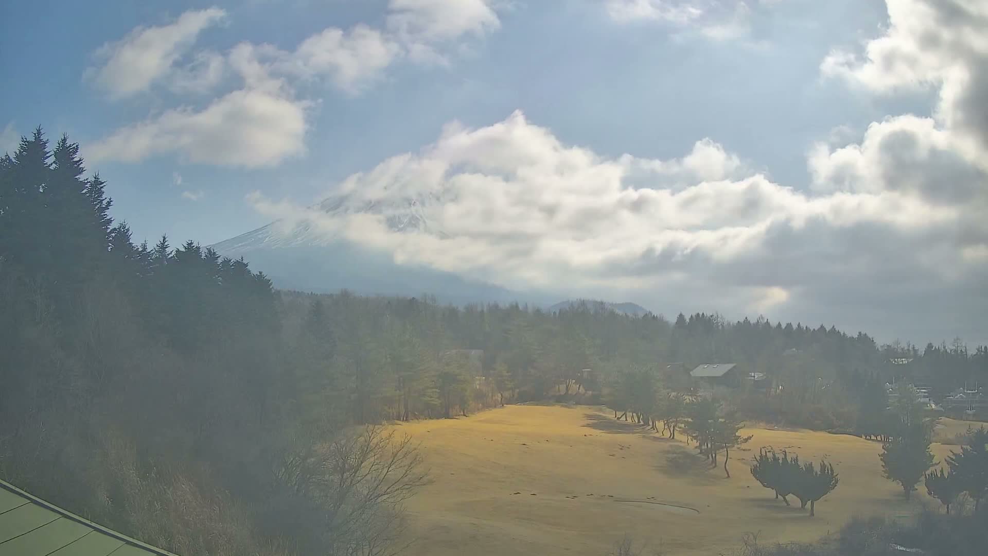 Minamatsiru ( 南松井・富士ヶ根 富士クラシックゴルフコース＆富士山ビュー 山梨・富士河口湖 ) Fujigane Fuji Classic Golf Course & Mount Fuji View Yamanashi, Fujikawaguchiko Live Cam -Fujigane, Fujikawaguchiko, Minamitsuru District, Yamanashi, Tokai, Chubu, Japan