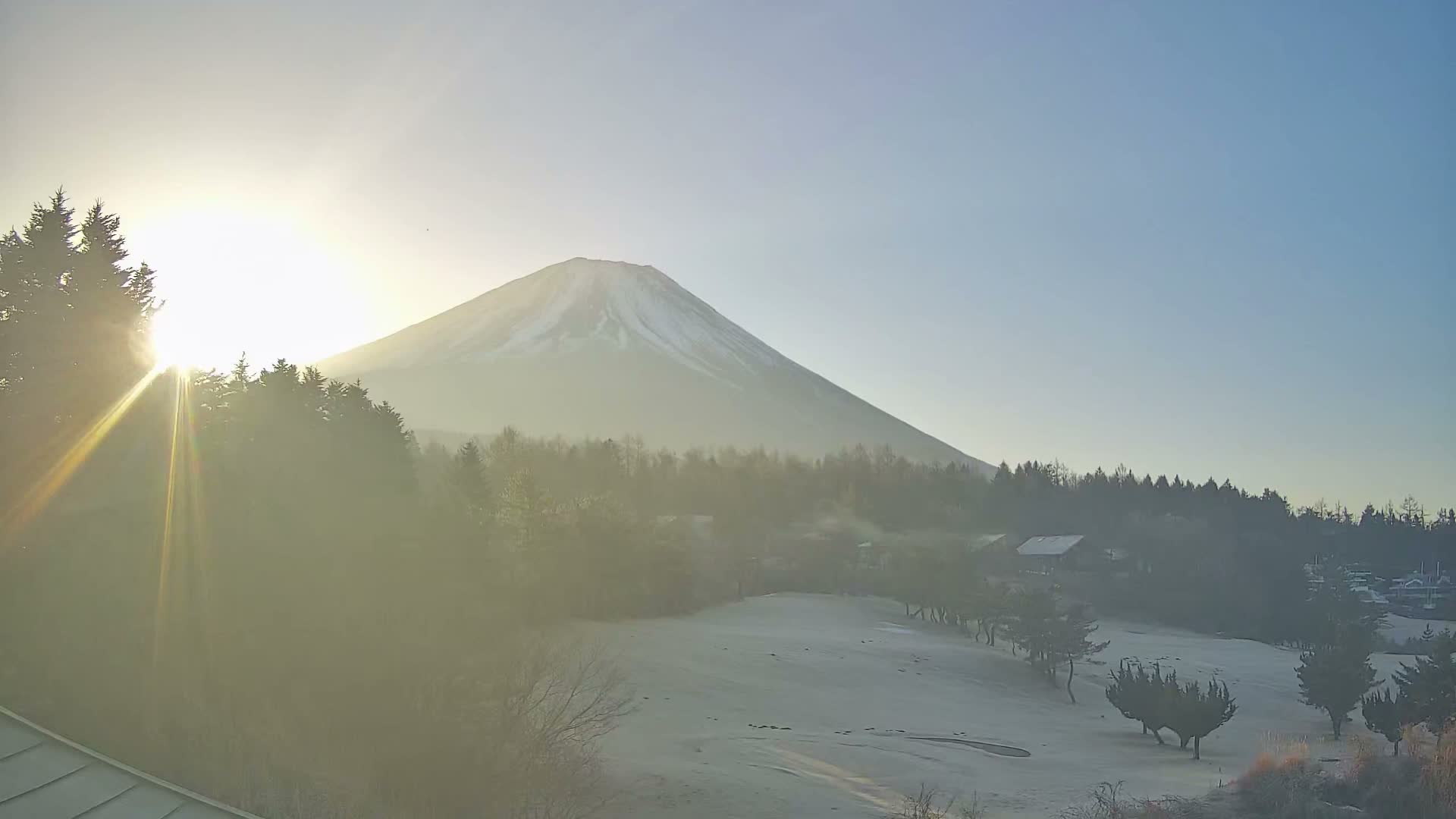Minamatsiru ( 南松井・富士ヶ根 富士クラシックゴルフコース＆富士山ビュー 山梨・富士河口湖 ) Fujigane Fuji Classic Golf Course & Mount Fuji View Yamanashi, Fujikawaguchiko Live Cam -Fujigane, Fujikawaguchiko, Minamitsuru District, Yamanashi, Tokai, Chubu, Japan