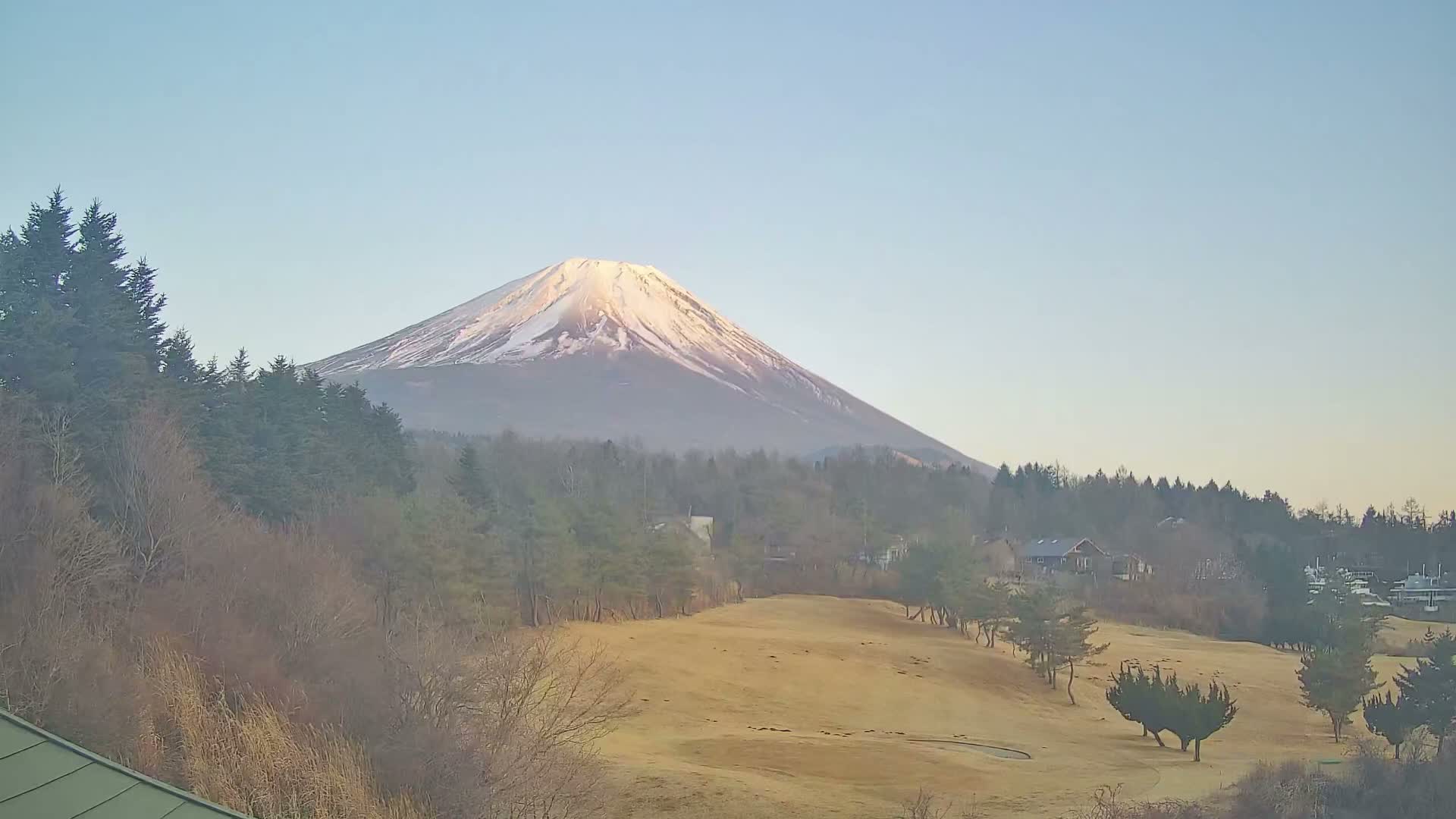 Minamatsiru ( 南松井・富士ヶ根 富士クラシックゴルフコース＆富士山ビュー 山梨・富士河口湖 ) Fujigane Fuji Classic Golf Course & Mount Fuji View Yamanashi, Fujikawaguchiko Live Cam -Fujigane, Fujikawaguchiko, Minamitsuru District, Yamanashi, Tokai, Chubu, Japan