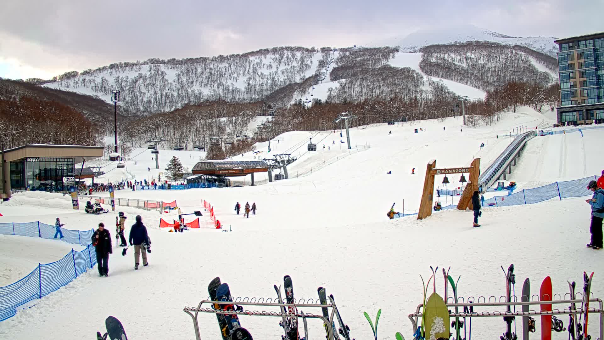 Abuta ( 虻田 ( ) ニセコアンヌプリ山＆ニセコ花園、リゾートスキー場、北海道、倶知安 ) Mount Niseko-Annupuri & Niseko Hanazono Resort Ski Slopes, Hokkaido, Kutchan Live Cam  - Iwaobetsu, Kutchan, Abuta , Hokkaido, Japan