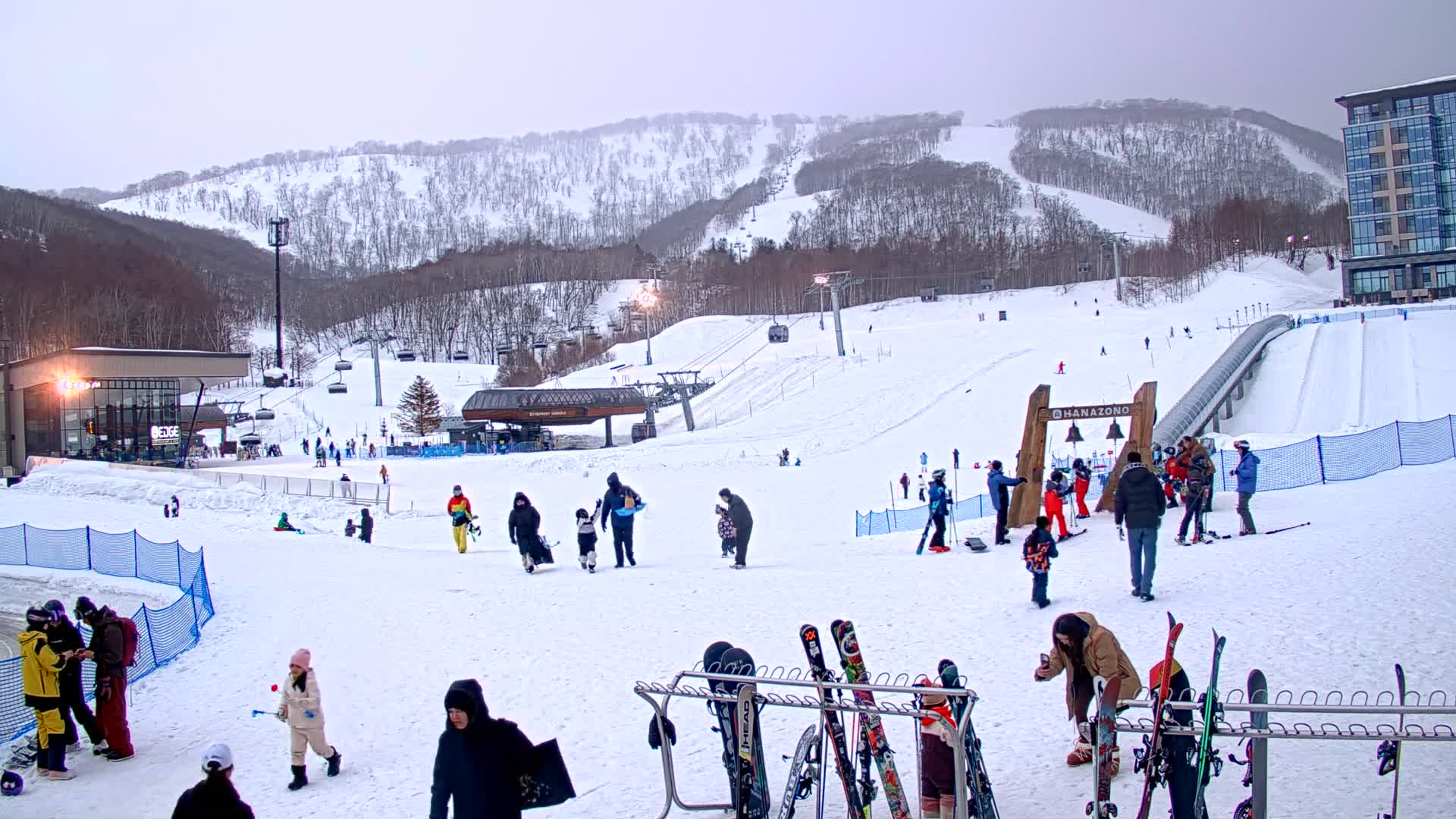 Abuta ( 虻田 ( ) ニセコアンヌプリ山＆ニセコ花園、リゾートスキー場、北海道、倶知安 ) Mount Niseko-Annupuri & Niseko Hanazono Resort Ski Slopes, Hokkaido, Kutchan Live Cam  - Iwaobetsu, Kutchan, Abuta , Hokkaido, Japan