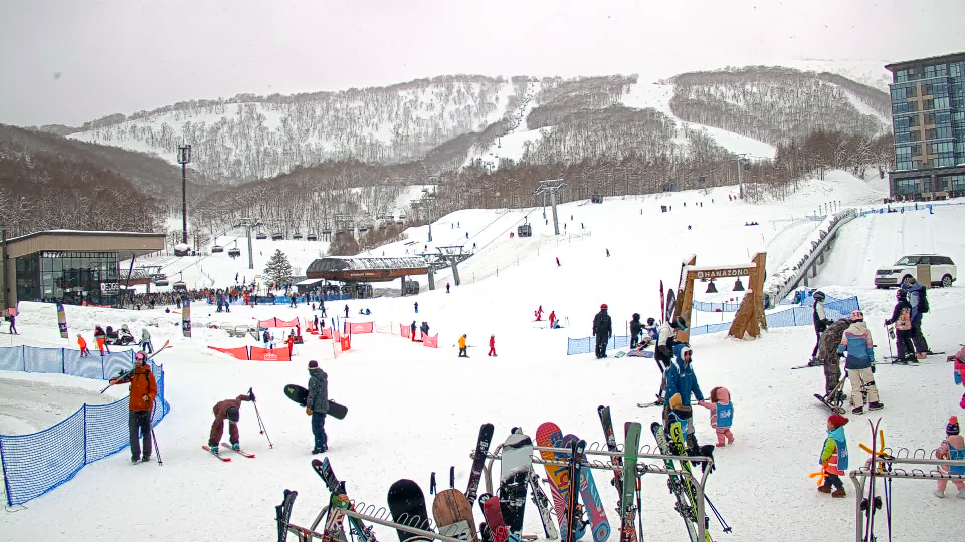 Abuta ( 虻田 ( ) ニセコアンヌプリ山＆ニセコ花園、リゾートスキー場、北海道、倶知安 ) Mount Niseko-Annupuri & Niseko Hanazono Resort Ski Slopes, Hokkaido, Kutchan Live Cam  - Iwaobetsu, Kutchan, Abuta , Hokkaido, Japan
